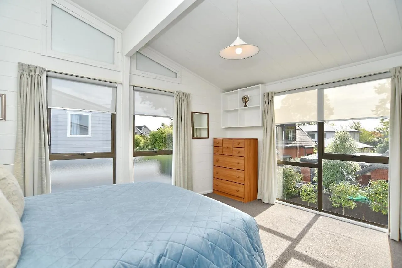 Merivale Lane - Christchurch Holiday Homes